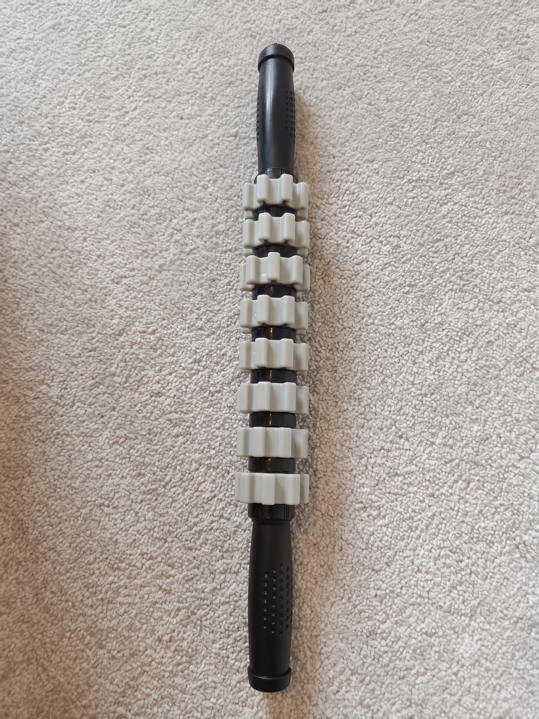 Muscle Roller Stick (Black/Grey)