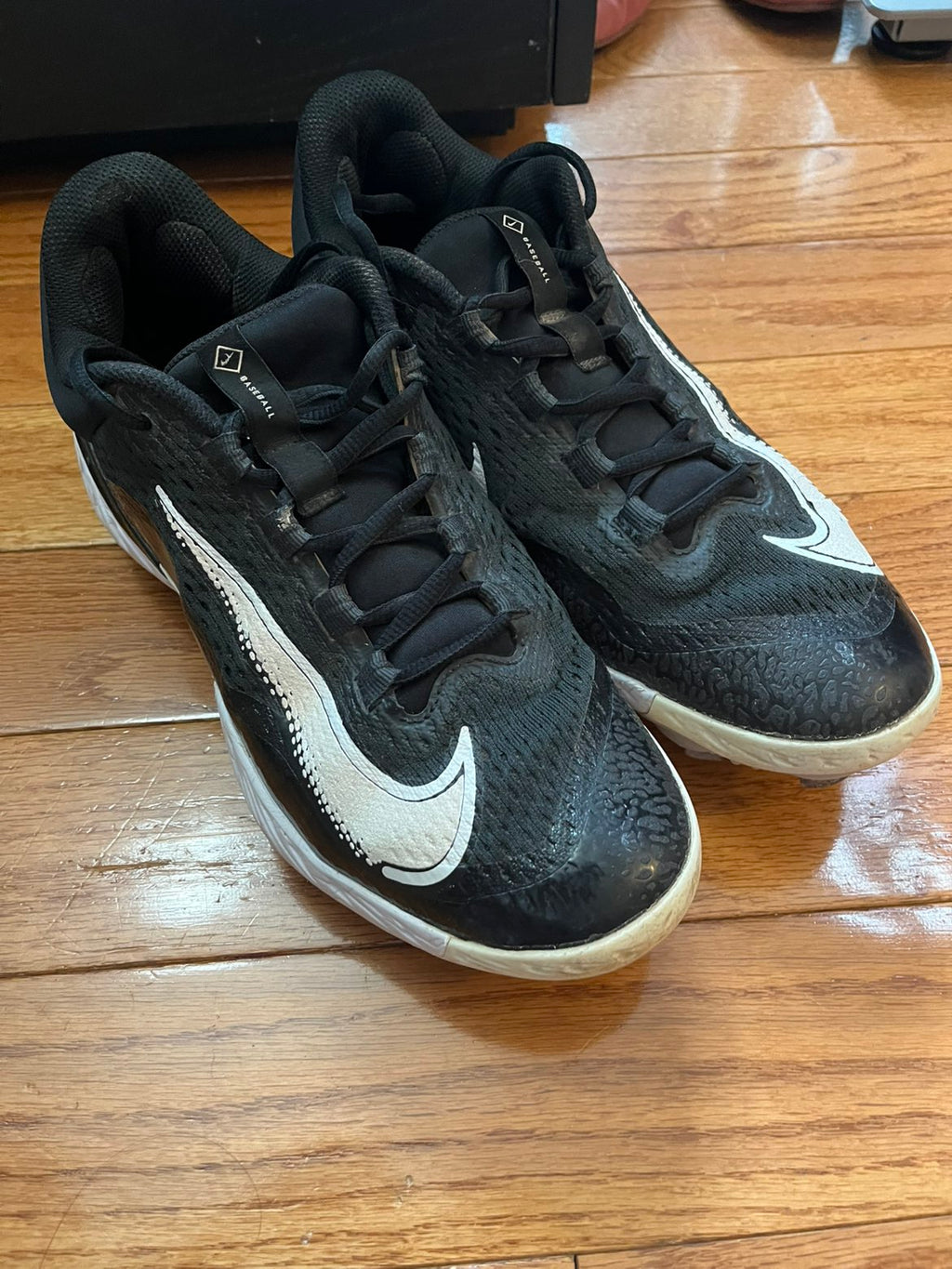 Nike Alpha Huarache Elite 4 Low Baseball Cleats - Black/White (Size 9)