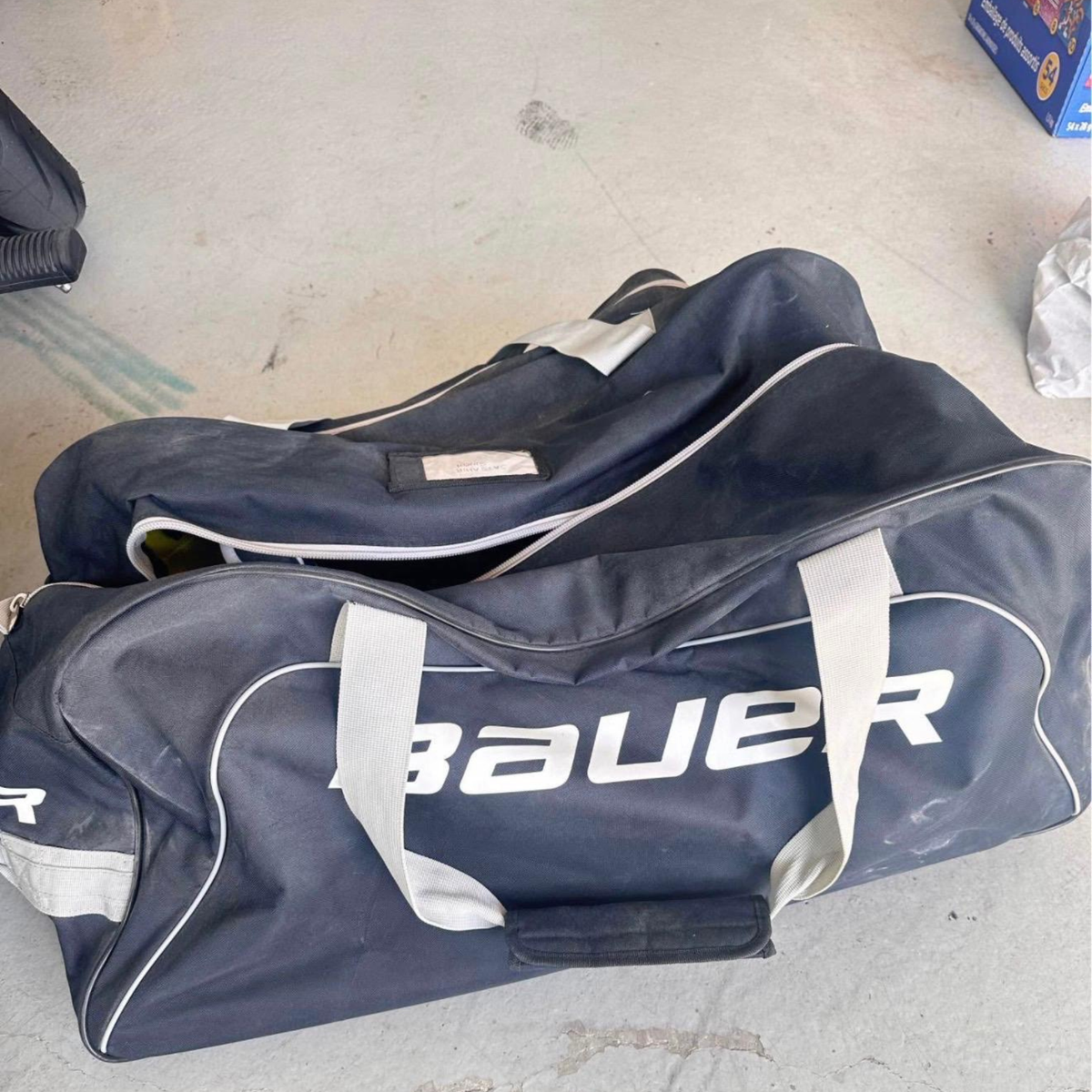 Bauer Heavy-Duty Hockey Equipment Bag